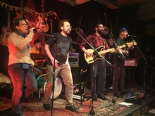 The Frost Heaves and hales. / Austin and Elliott / Chris Scanlon & The Other Guys on Dec 29, 2018 [465-small]