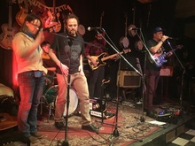 The Frost Heaves and hales. / Austin and Elliott / Chris Scanlon & The Other Guys on Dec 29, 2018 [468-small]