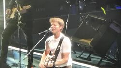 James Blunt / Toploader on Feb 15, 2025 [369-small]