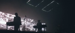The 1975 / COIN on Nov 30, 2016 [495-small]