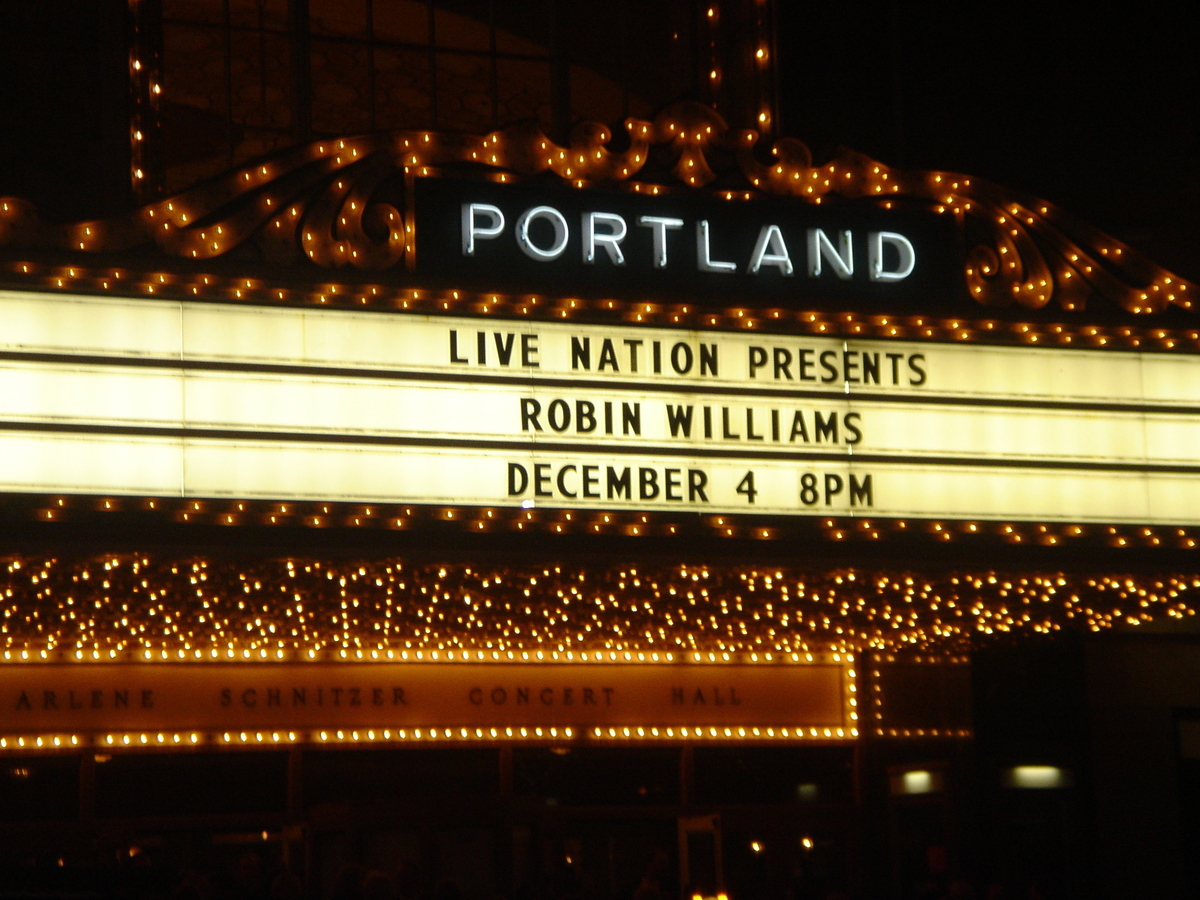 Robin Williams Concert & Tour History | Concert Archives
