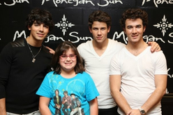 Jonas Brothers / Wonder Girls on Oct 10, 2009 [161-small]