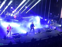 5 Seconds of Summer / lovely the band  on Oct 29, 2018 [833-small]