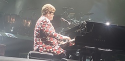 Elton John on Feb 9, 2022 [115-small]