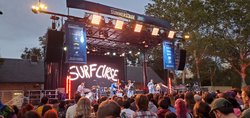 Surf Curse, tags: Surf Curse, Capital One City Parks Foundation Summerstage - Joyce Manor / Turnover / Surf Curse / Prince Daddy & The Hyena on Sep 30, 2021 [358-small]