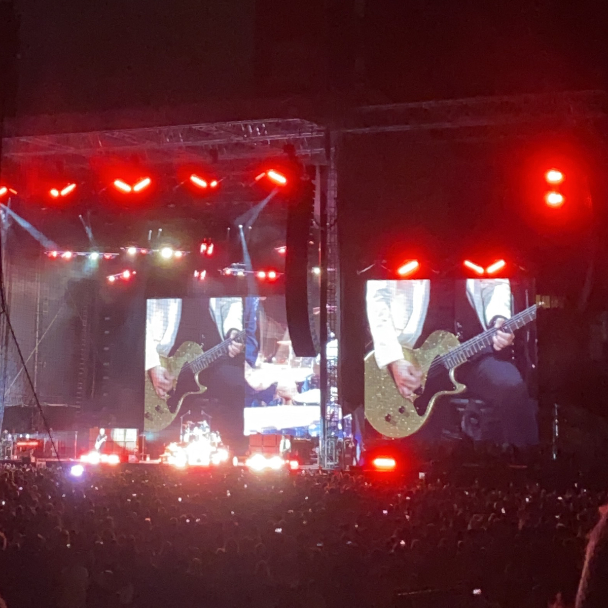 Aug 04, 2021: Green Day / Weezer / The Interrupters at Citi Field New York,  New York, United States | Concert Archives