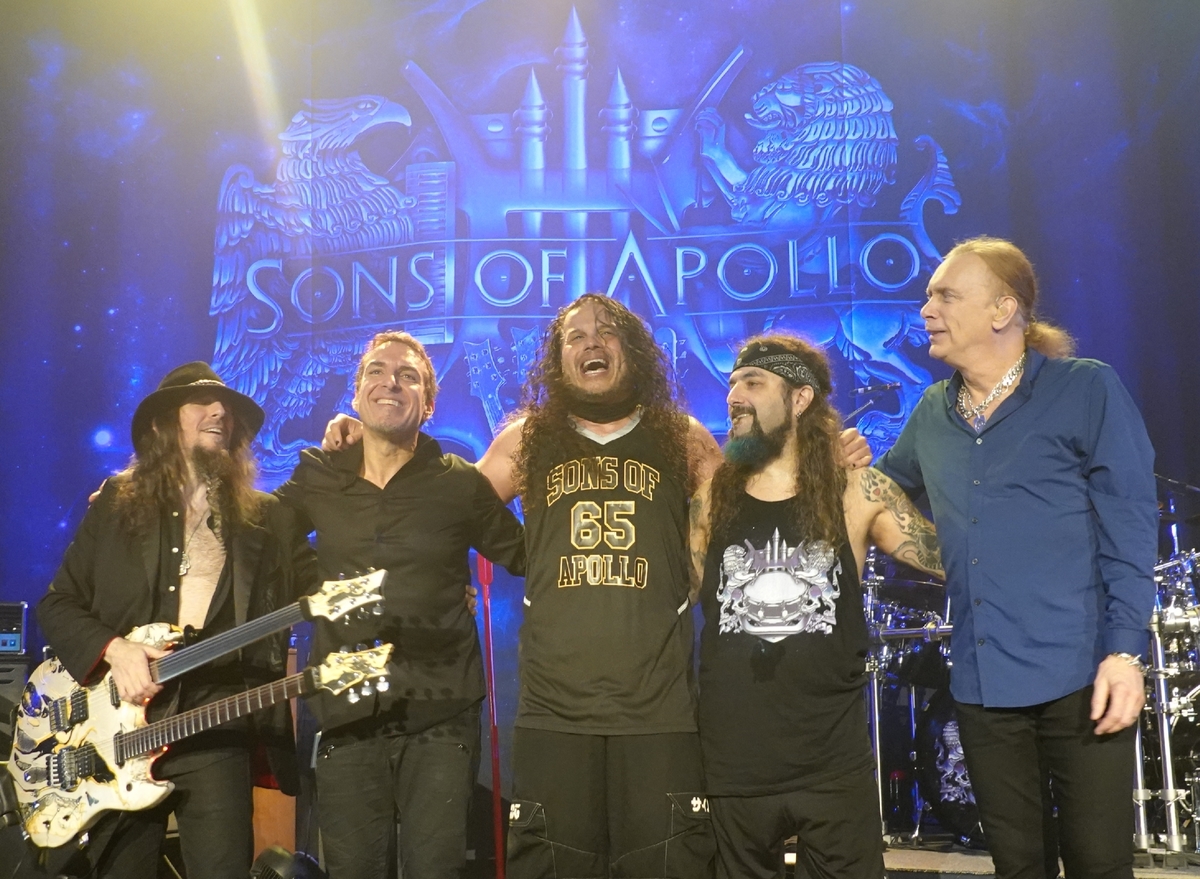 Sons Of Apollo Concert & Tour History | Concert Archives