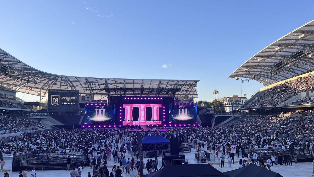 Review: Twice Delights Their 'Once' on Night I at Banc of California  Stadium 