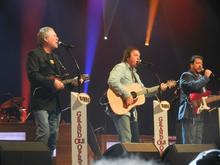Live From The Grand Ole Opry on Apr 19, 2013 [139-small]