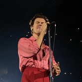 Harry Styles / Jenny Lewis on Oct 12, 2021 [354-small]