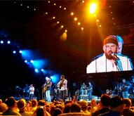 tags: Zac Brown Band, Kenny Chesney, Tampa, Florida, United States, Raymond James Stadium - Kenny Chesney / Zac Brown Band / Billy Currington / Uncle Kracker on Mar 19, 2011 [524-small]