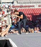 tags: Billy Currington, Tampa, Florida, United States, Raymond James Stadium - Kenny Chesney / Zac Brown Band / Billy Currington / Uncle Kracker on Mar 19, 2011 [528-small]