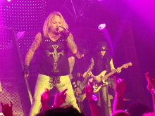 tags: Mötley Crüe, Hershey, Pennsylvania, United States, GIANT Center - Mötley Crüe / Theory of a Deadman / Hinder / The Last Vegas on Mar 8, 2009 [733-small]