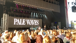 5 Seconds of Summer / Pale Waves on Jul 21, 2022 [044-small]