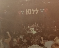 KISS / Leslie West Band / Mott on Nov 22, 1975 [436-small]