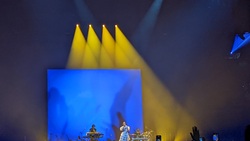 tags: Griff, Paris, Île-de-France, France, Accor Arena - Dua Lipa / Griff / Angèle on May 15, 2022 [293-small]