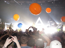 Thirty Seconds to Mars / New Politics on Oct 8, 2013 [304-small]