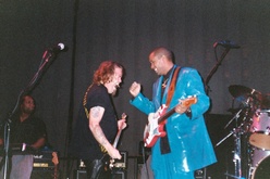 All-Star Jimi Hendrix Tribute Band on Nov 27, 2002 [433-small]