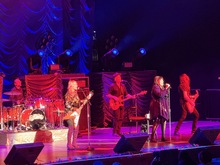 tags: Heart, Tampa, Florida, United States, Amalie Arena - Heart / Cheap Trick on Apr 26, 2024 [781-small]