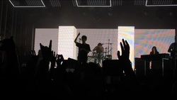 The 1975 on Oct 17, 2016 [612-small]