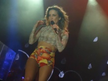 Claudia Leitte on Apr 30, 2013 [642-small]