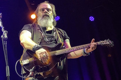 Steve Earle on Jul 28, 2023 [980-small]