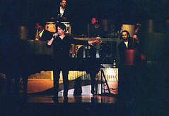 Harry Connick Jr. on Dec 14, 2001 [345-small]