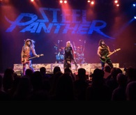 Steel Panther on Nov 5, 2016 [841-small]