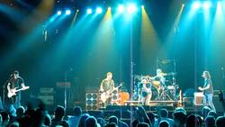 Band of Horses / Pearl Jam on May 15, 2010 [301-small]