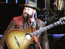 Zac Brown Band / Darrell Scott / Caroline Jones on Sep 1, 2017 [024-small]