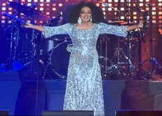 Diana Ross on Oct 18, 2024 [442-small]