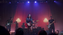 Pale Waves / swim school on Oct 15, 2024 [526-small]