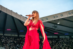 Taylor Swift / Paramore on Jun 8, 2024 [272-small]