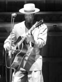 Eric Bibb, Eric Bibb on May 13, 2016 [162-small]