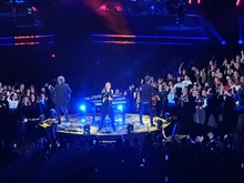 Gary Barlow / Leona Lewis on Dec 9, 2021 [754-small]